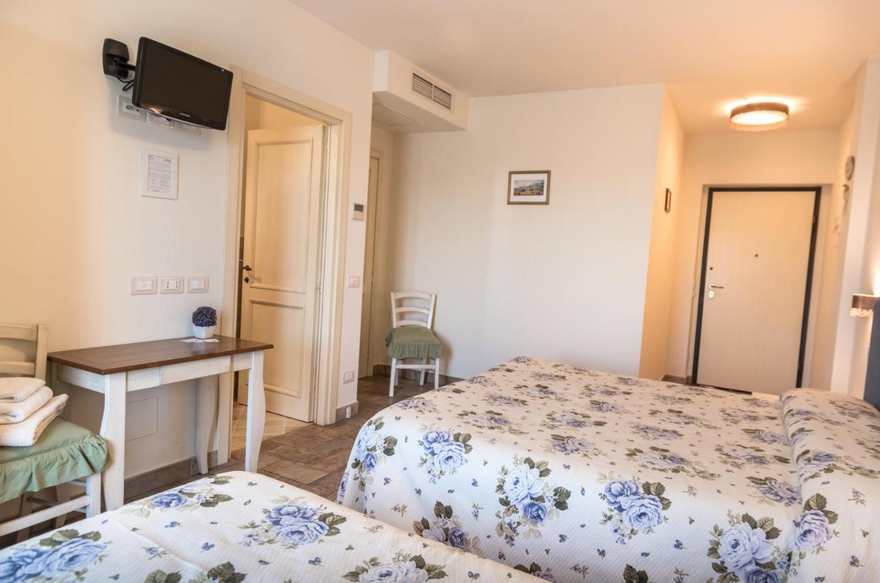 Bed and Breakfast Rosa Di Assisi Bastia Umbra Exterior foto